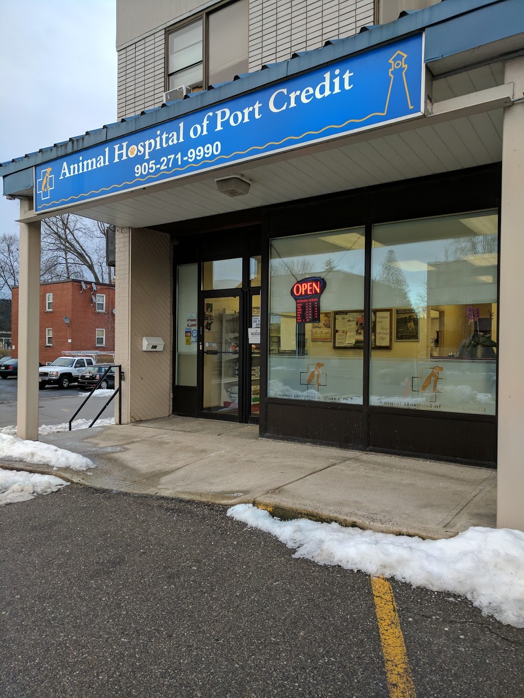 Animal Hospital of Port Credit | 205 Lakeshore Rd E, Mississauga, ON L5G 1G2, Canada | Phone: (905) 271-9990
