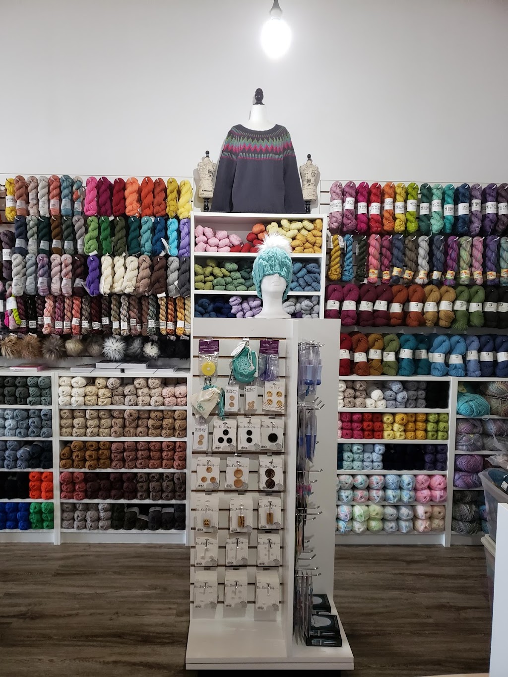 The Creative Knitter | 3860 Dominion Rd Unit 2, Ridgeway, ON L0S 1N0, Canada | Phone: (905) 894-4222