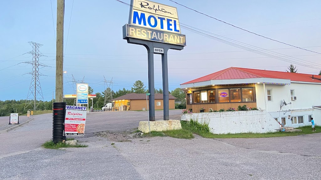 Rolphton Motel And Restaurant | 37079 ON-17, Rolphton, ON K0J 2H0, Canada | Phone: (613) 586-2324