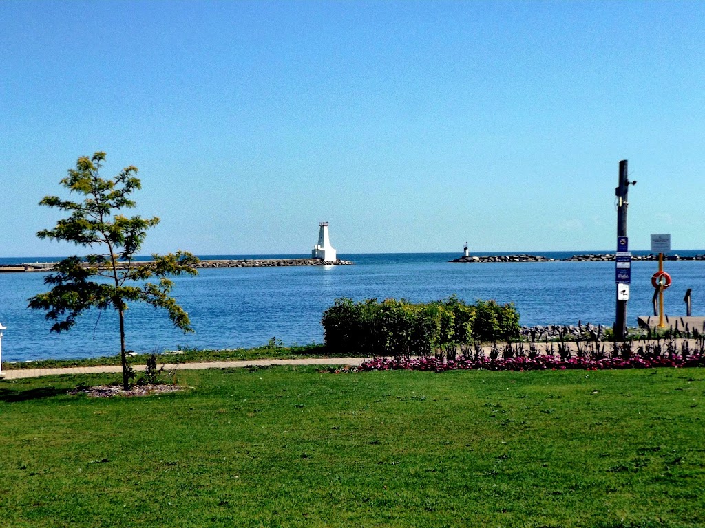 Cobourg boat launch ramp | 116 Hibernia St, Cobourg, ON K9A 3J8, Canada | Phone: (905) 372-2397