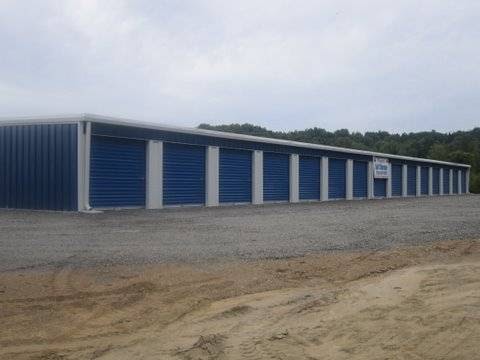 Poppas Self Storage | 85 Industrial Park Rd, Dysart et al, ON K0M 1S0, Canada | Phone: (705) 457-1081