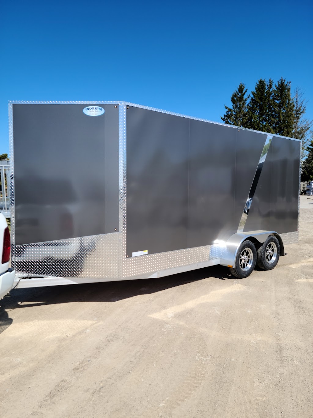 Grand River Trailer Sales | 254 Langford Church Rd, Brantford, ON N3T 5L4, Canada | Phone: (905) 981-2211