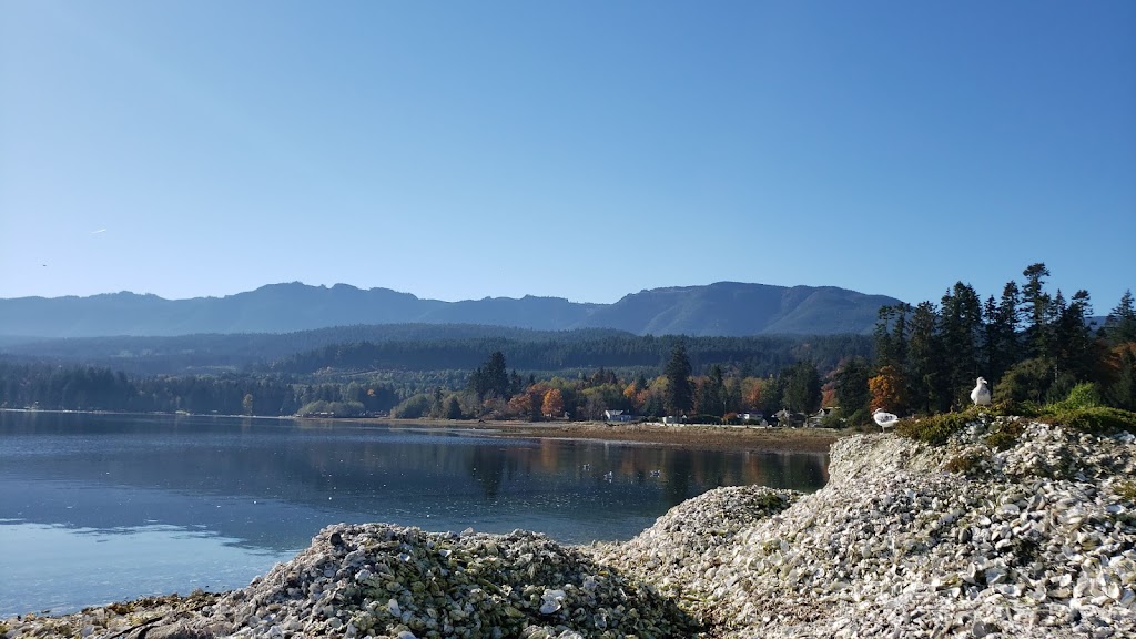 Fanny Bay Oysters | 8260 Island Hwy S, Fanny Bay, BC V0R 1W0, Canada | Phone: (250) 335-0125