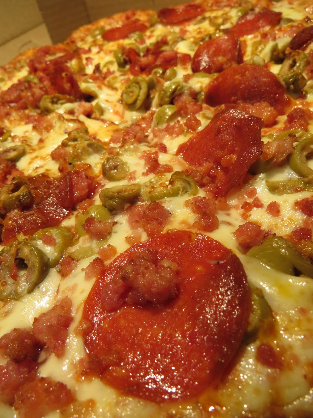 City Pizza | 851 Fischer-Hallman Rd, Kitchener, ON N2M 5N8, Canada | Phone: (519) 749-8555