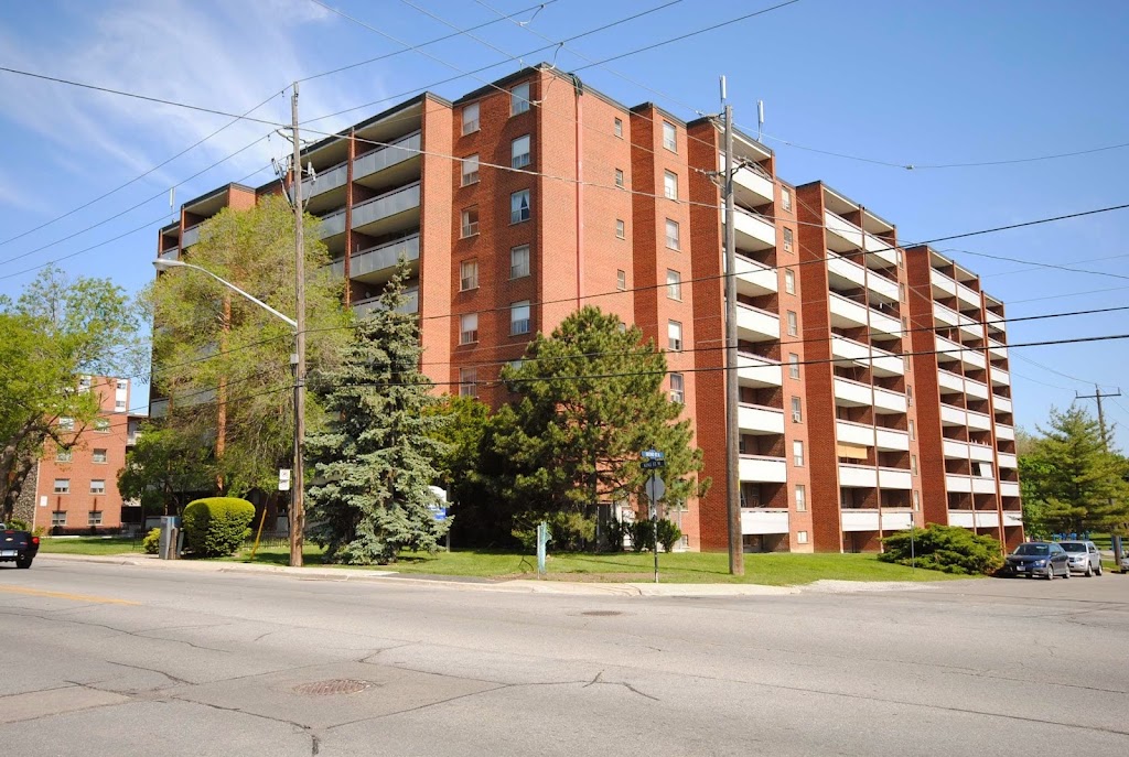 Collingwood Manor Apartments | 28 King St W, Stoney Creek, ON L8G 1H4, Canada | Phone: (905) 662-4706