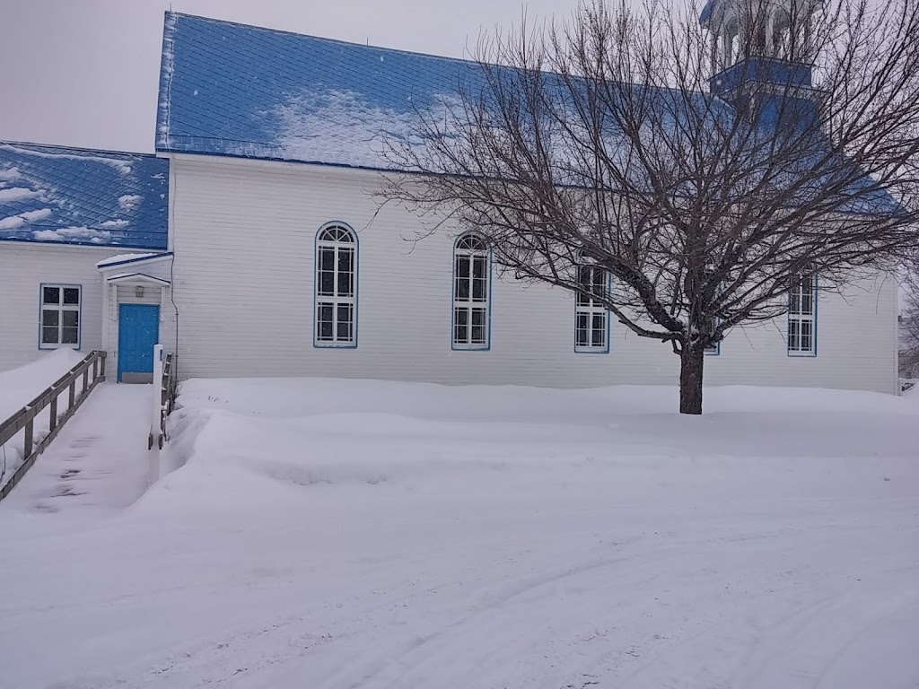 Église Saint-Adolphe-dHoward | 1845 Chemin du Village, Saint-Adolphe-dHoward, QC J0T 2B0, Canada | Phone: (819) 327-2711