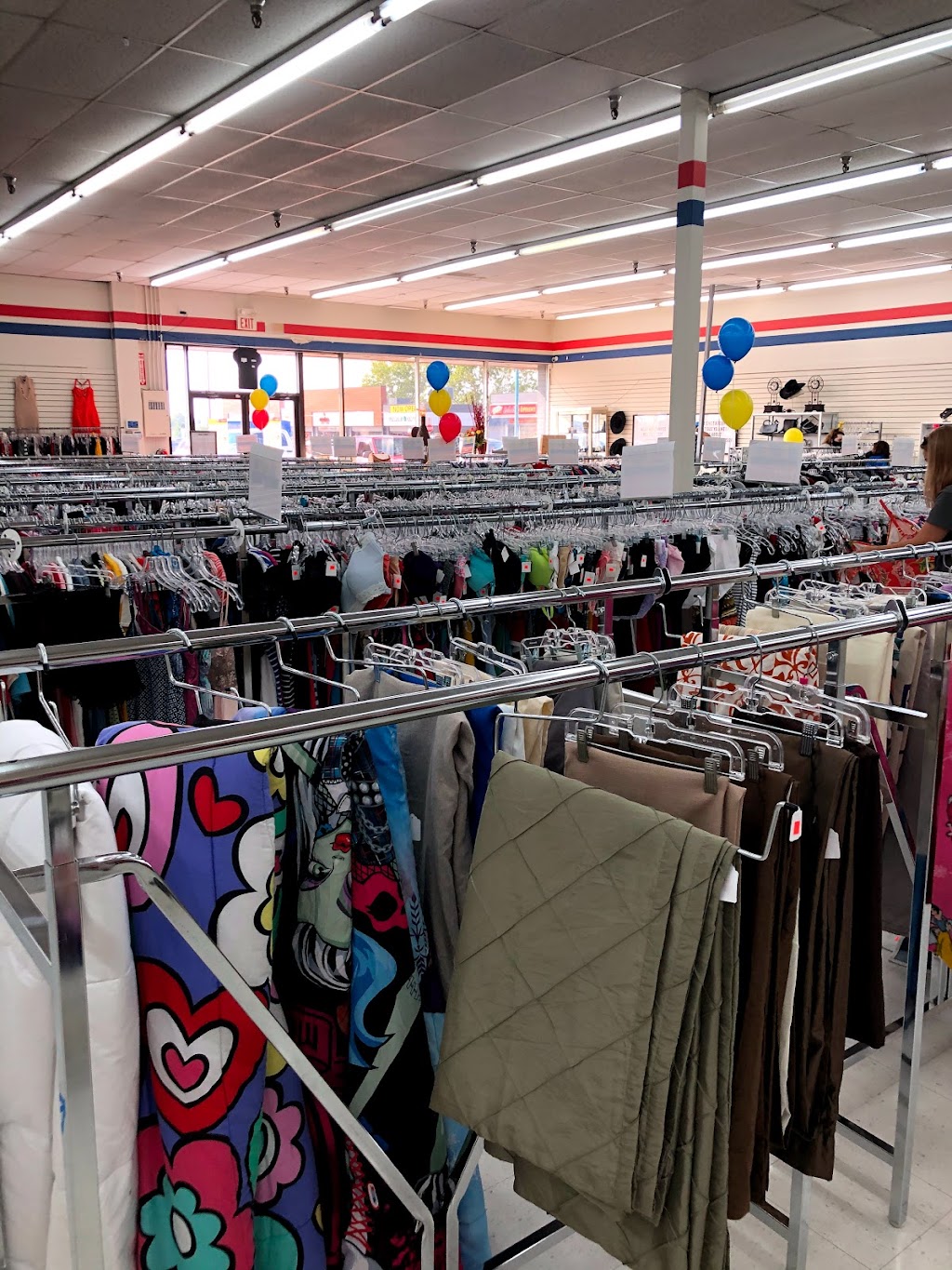 Glenmore Thrift Store | 3146 Glenmore Ct SE, Calgary, AB T2C 2E7, Canada | Phone: (403) 236-1370