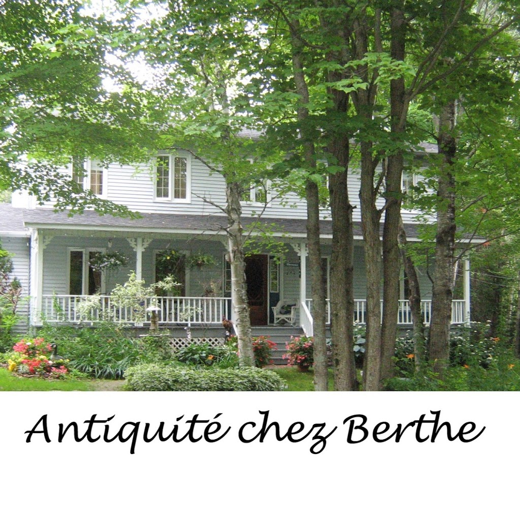 Antiquité chez Berthe | 8835 35e Av, Saint-Georges, QC G5Y 5C2, Canada | Phone: (418) 228-1059