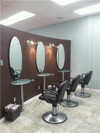 Salon Gii | 951 Gordon St #5A, Guelph, ON N1G 4S1, Canada | Phone: (519) 821-6987