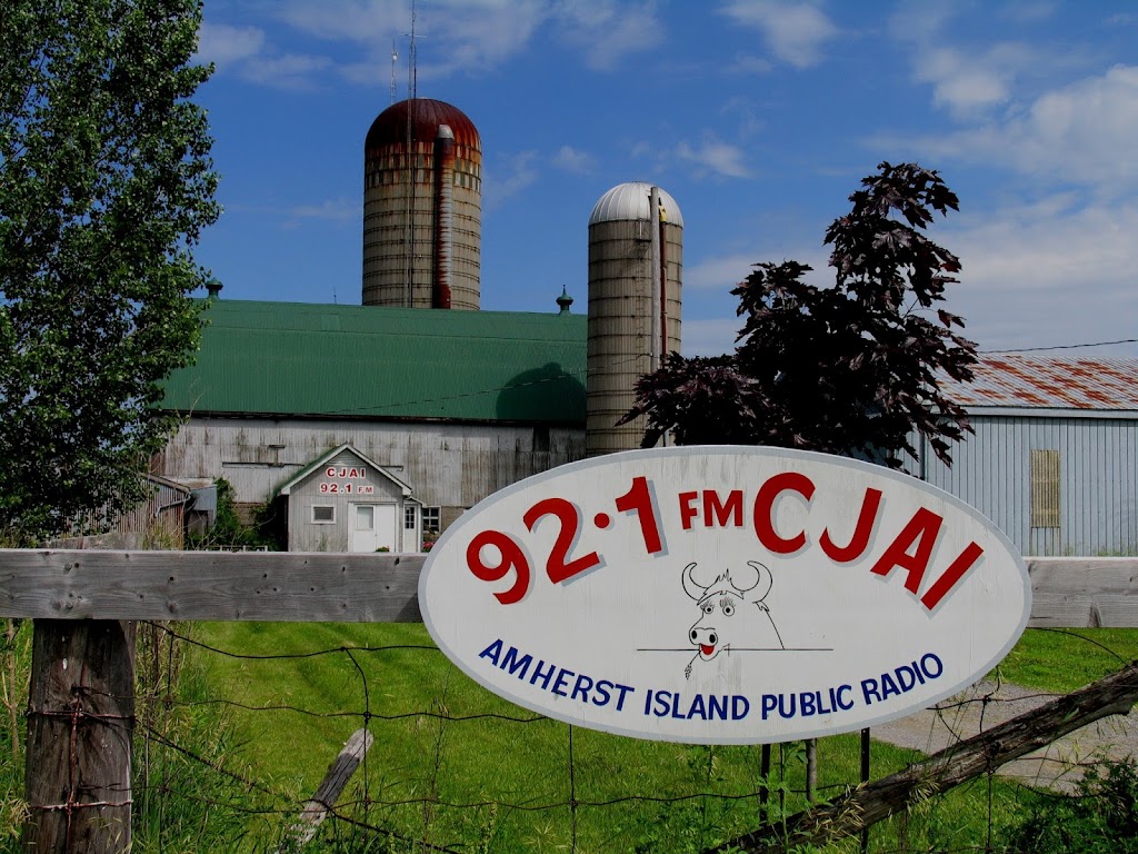 Amherst Island Radio Inc | 5830 Front Rd, Stella, ON K0H 2S0, Canada | Phone: (613) 384-8282