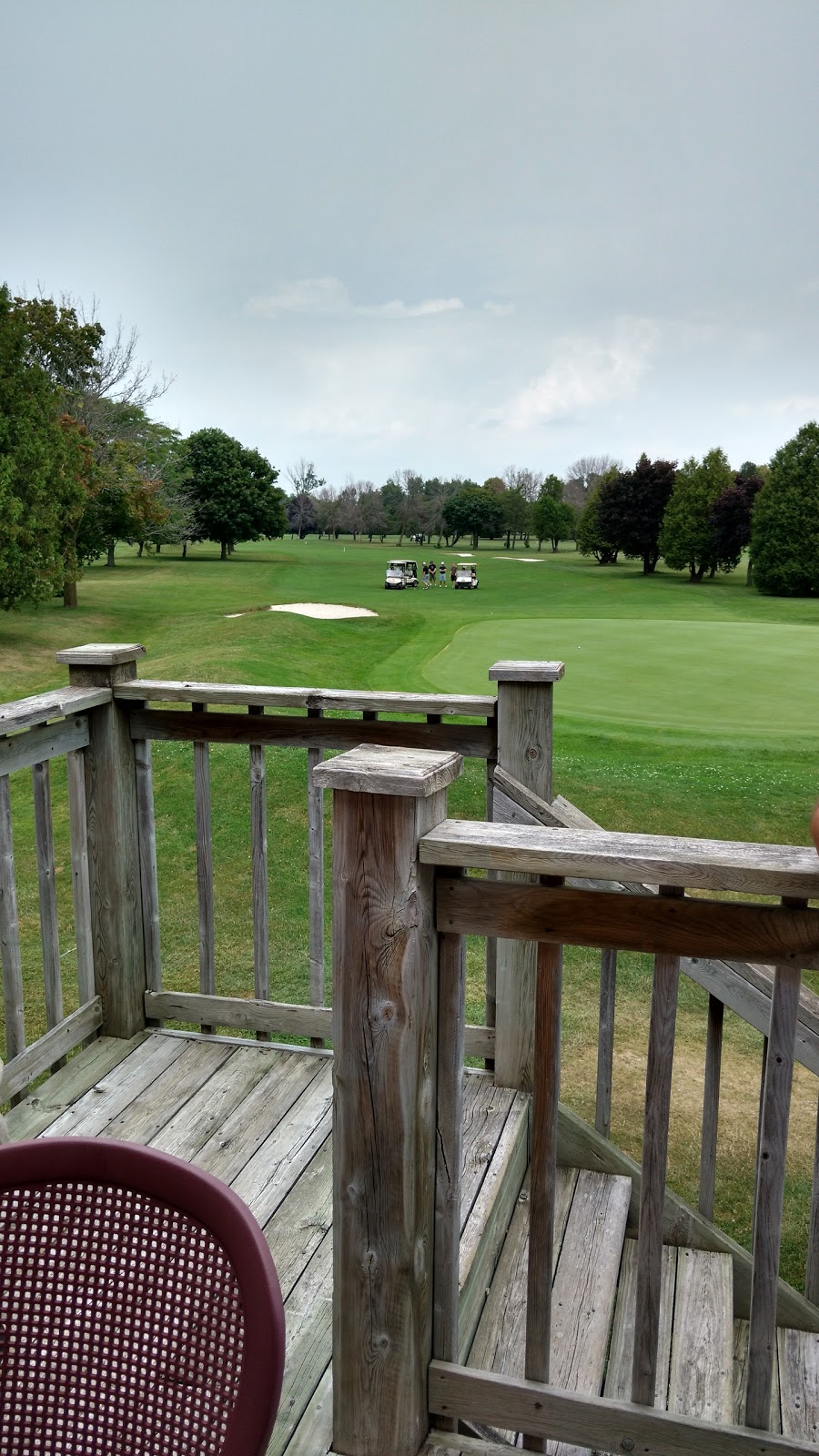 Maple Ridge Golf Club | 3950 Dundas St, London, ON N5V 5C6, Canada | Phone: (519) 268-7704