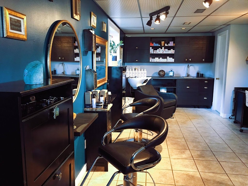 LInstant Coiffure | 58 Rue de la Croix, Sherbrooke, QC J1C 0M3, Canada | Phone: (873) 200-1854