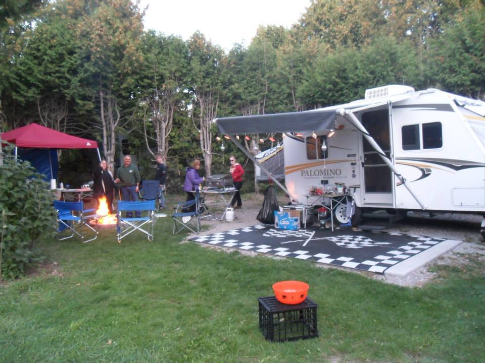 Heidis Campground | South, 3982 ON-11, Hawkestone, ON L0L 1T0, Canada | Phone: (705) 487-3311