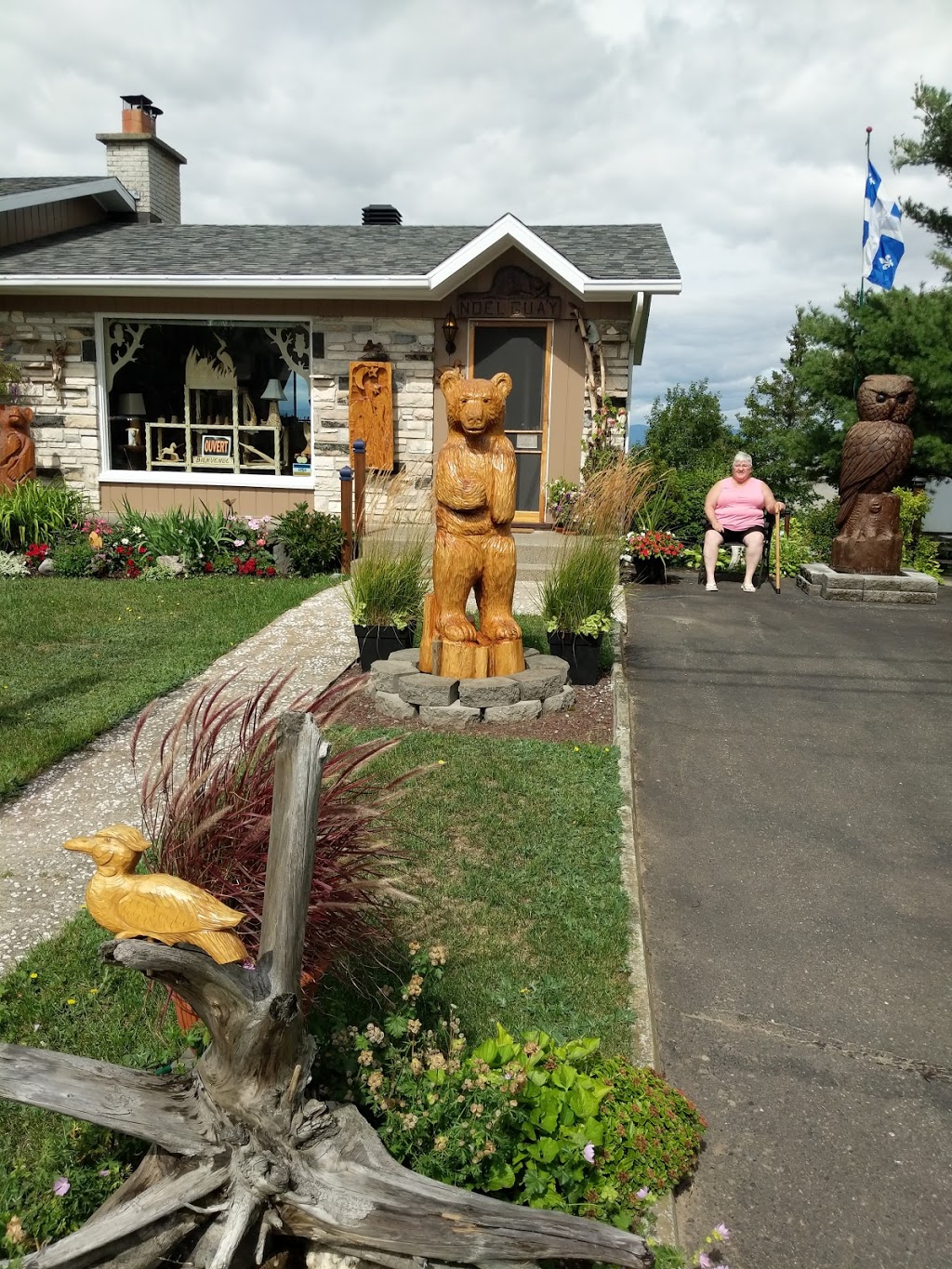 Sculpture Noël Guay | 496 Avenue de Gaspé O, Saint-Jean-Port-Joli, QC G0R 3G0, Canada | Phone: (418) 598-3716