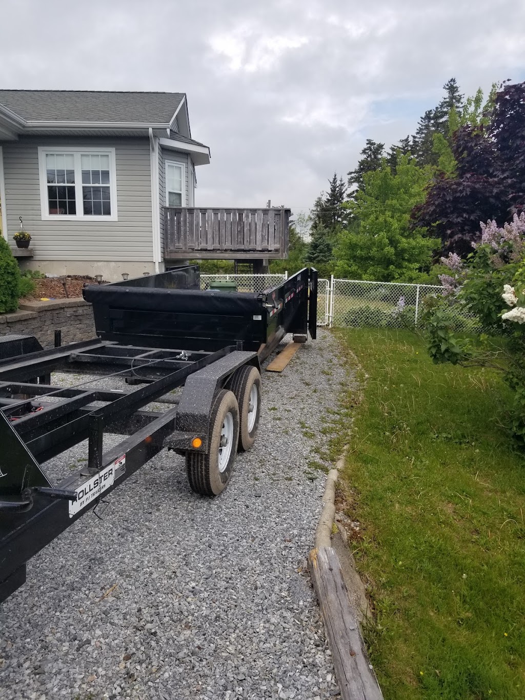 E-Zee Hauln Dumpster Services | 39 Kenneth Dr, Quispamsis, NB E2G 1H9, Canada | Phone: (506) 333-3282