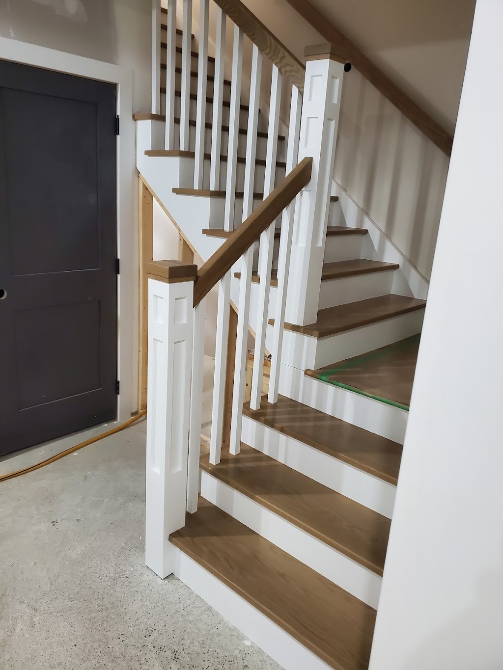 Accurate Stairs & Flooring | 21 Pearl St., Wasaga Beach, ON L9Z 0G9, Canada | Phone: (647) 921-3858