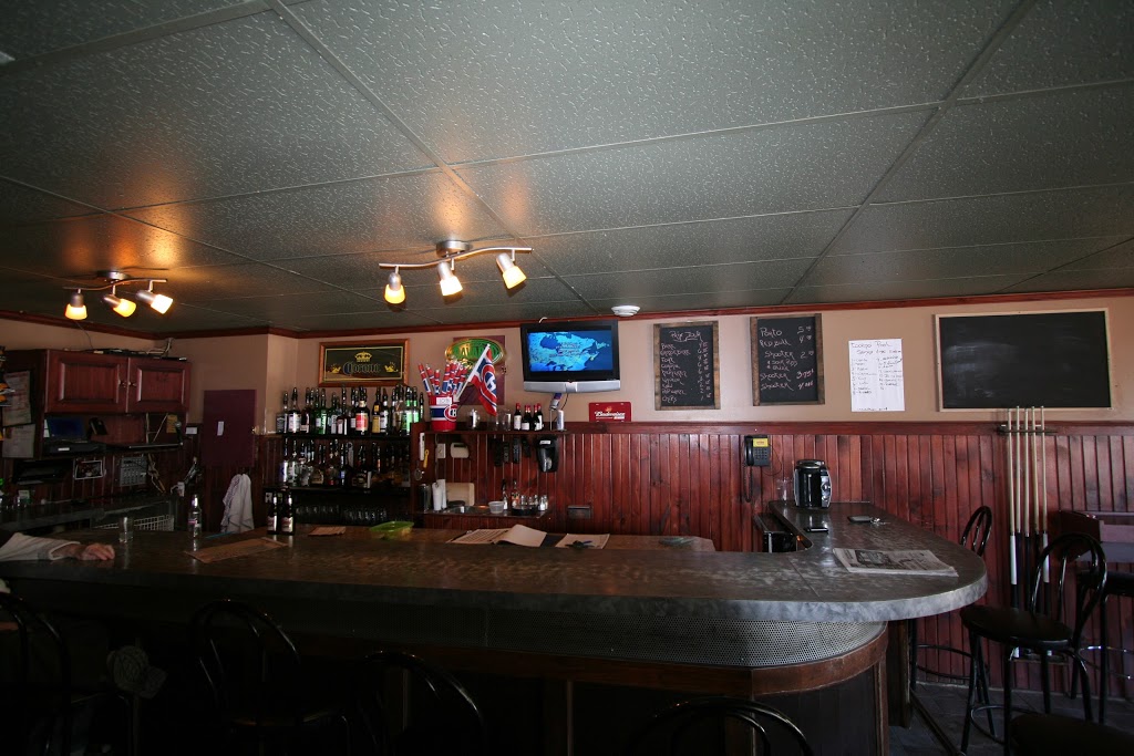 Bar Du Village | 3034 Boulevard du Curé-Labelle, Prévost, QC J0R 1T0, Canada | Phone: (450) 224-7486