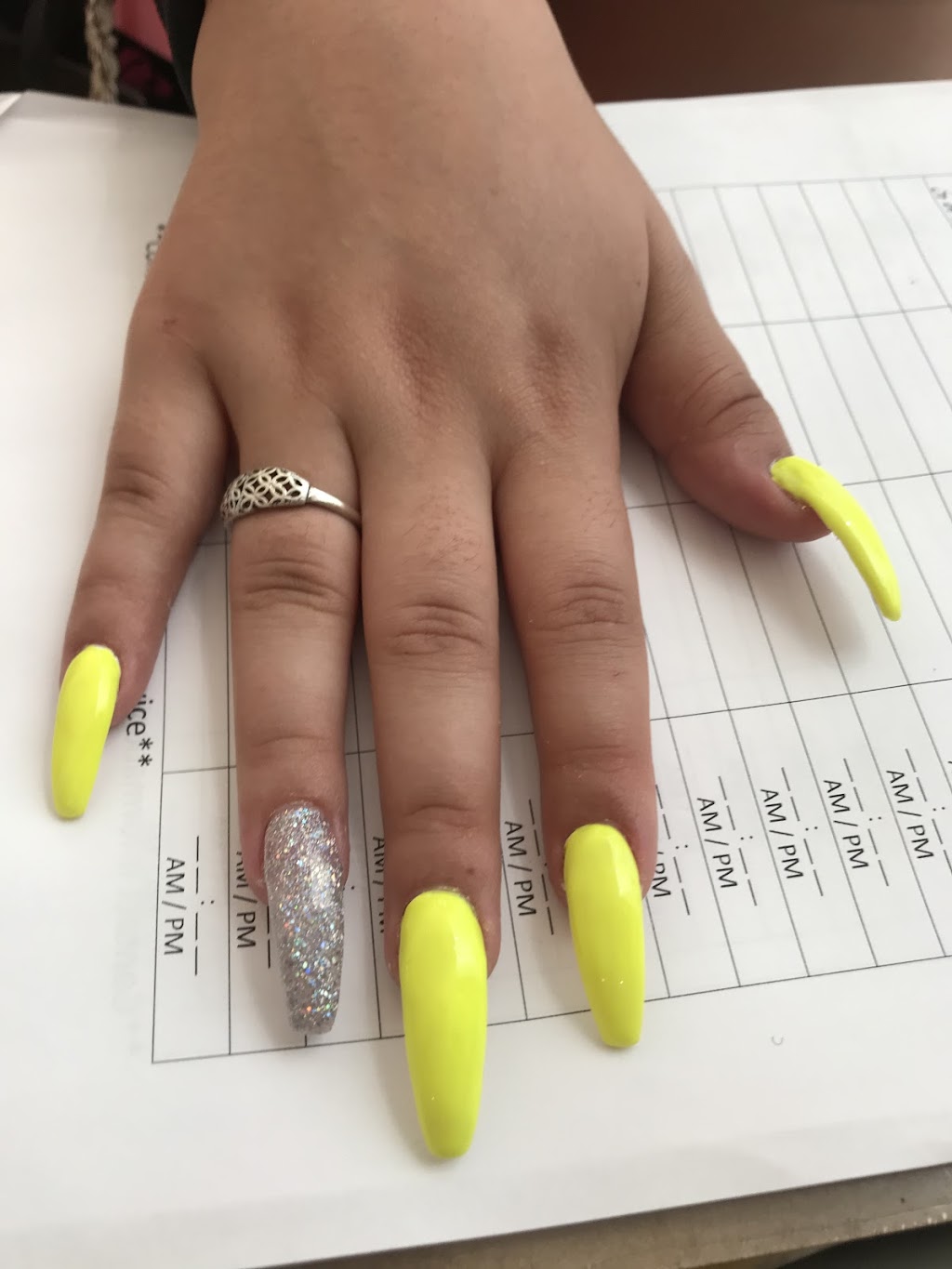 Nails For You | 221 Glendale Ave, St. Catharines, ON L2T 2K9, Canada | Phone: (905) 684-7222