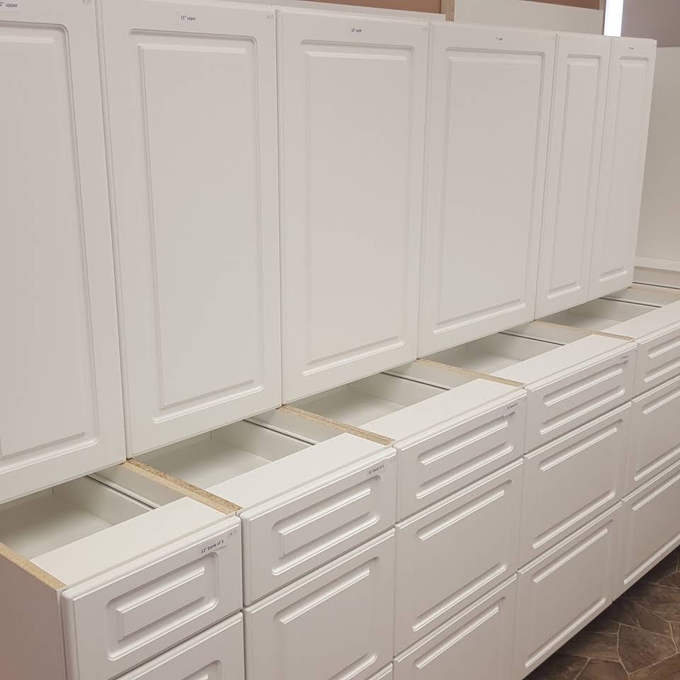 Queen Cabinets | 122 Queen St N, Tilbury, ON N0P 2L0, Canada | Phone: (519) 253-4851