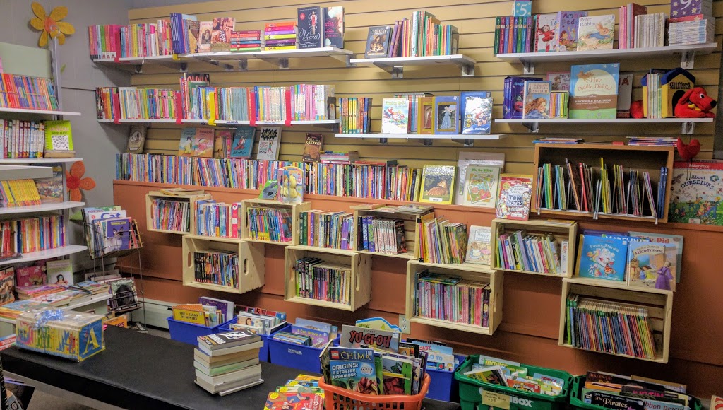 Brantford Bookworm | 331 Brant Ave, Brantford, ON N3T 3J8, Canada | Phone: (226) 938-1628