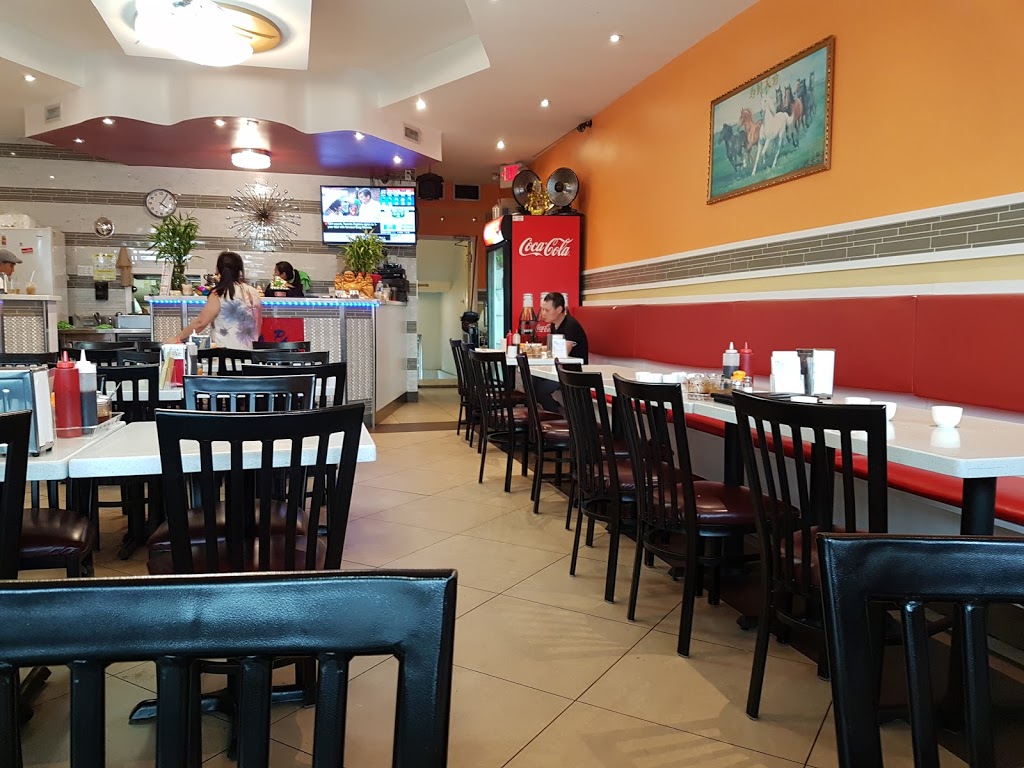 Pho Tien Phat | 2133 Jane St, North York, ON M3M 1A2, Canada | Phone: (416) 240-7738