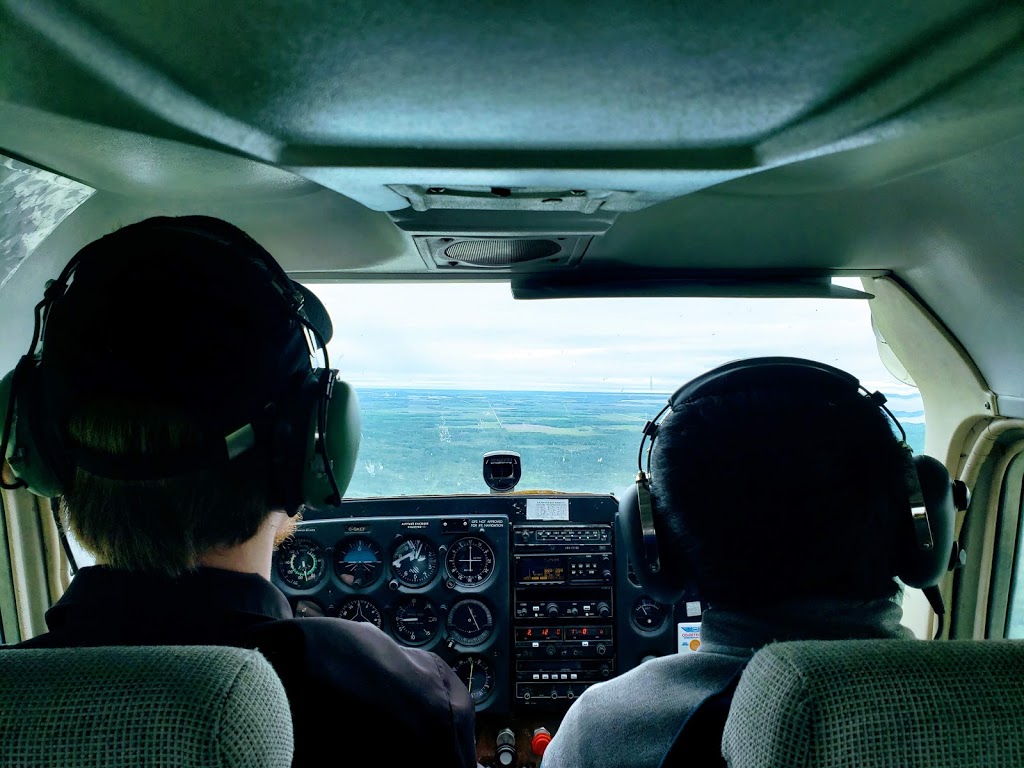 Lakeside Flight School | Anson St, Gimli, MB R0C 1B0, Canada | Phone: (204) 642-4799