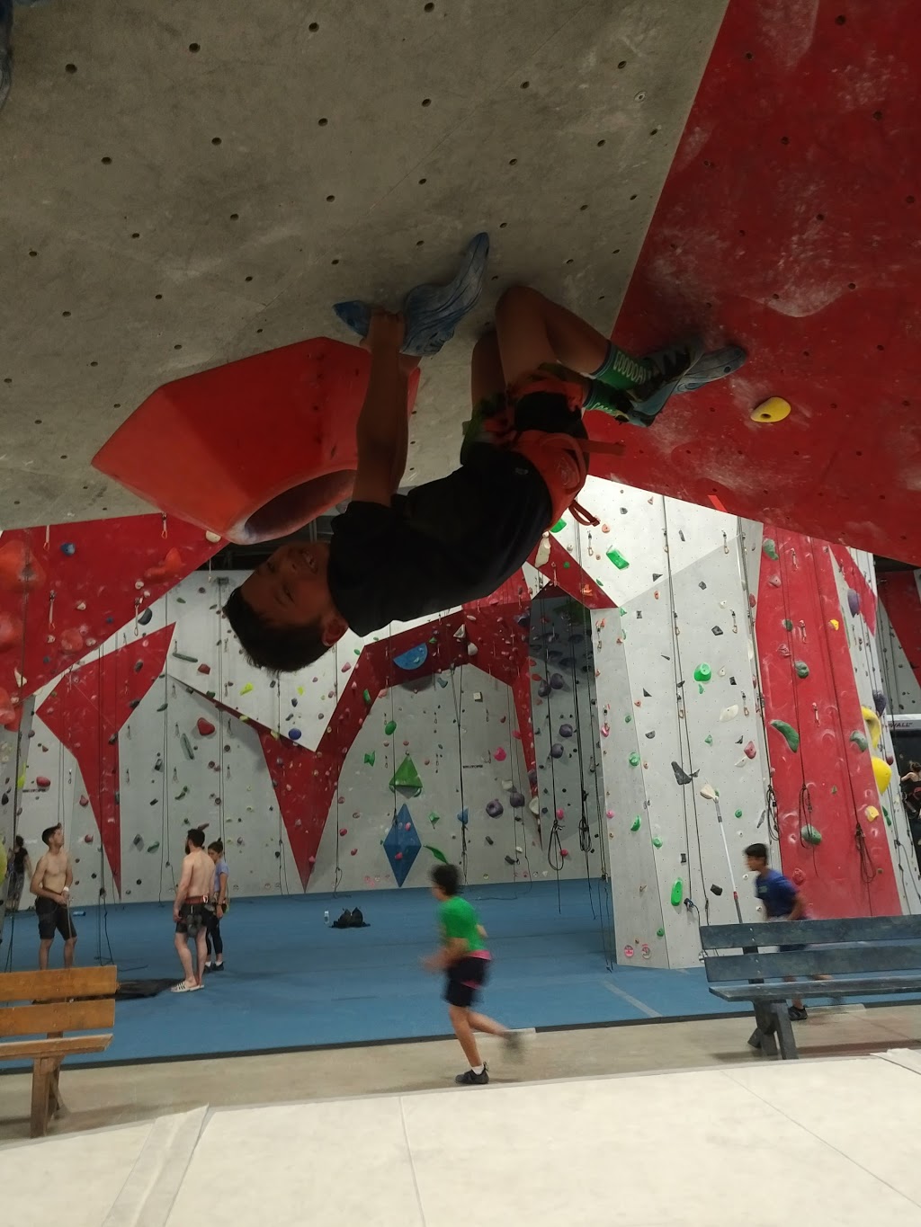 Boulderz Climbing Centre | 80 The East Mall #9, Etobicoke, ON M8Z 5X1, Canada | Phone: (416) 255-6676