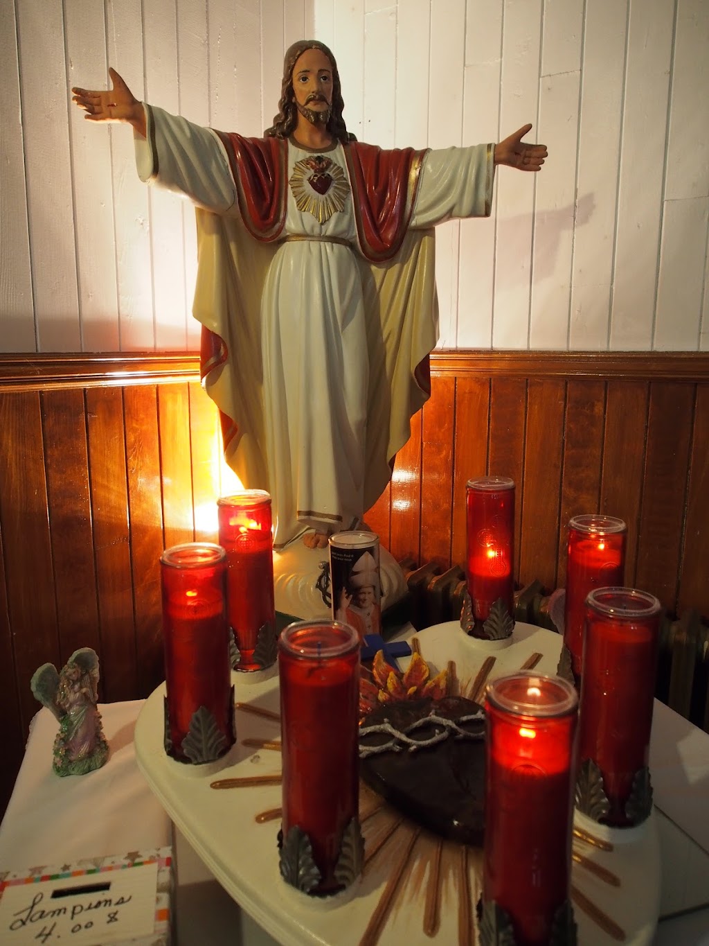 Saint Anne Catholic Church | 536 Rue de Mgr Bouchard, Portneuf-sur-Mer, QC G0T 1P0, Canada | Phone: (418) 238-2194