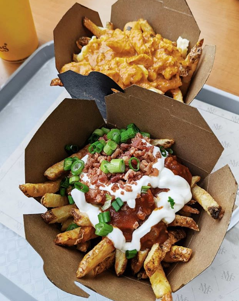 New York Fries Seaway Mall | Seaway Mall, 800 Niagara St, Welland, ON L3C 5Z4, Canada | Phone: (905) 788-8798