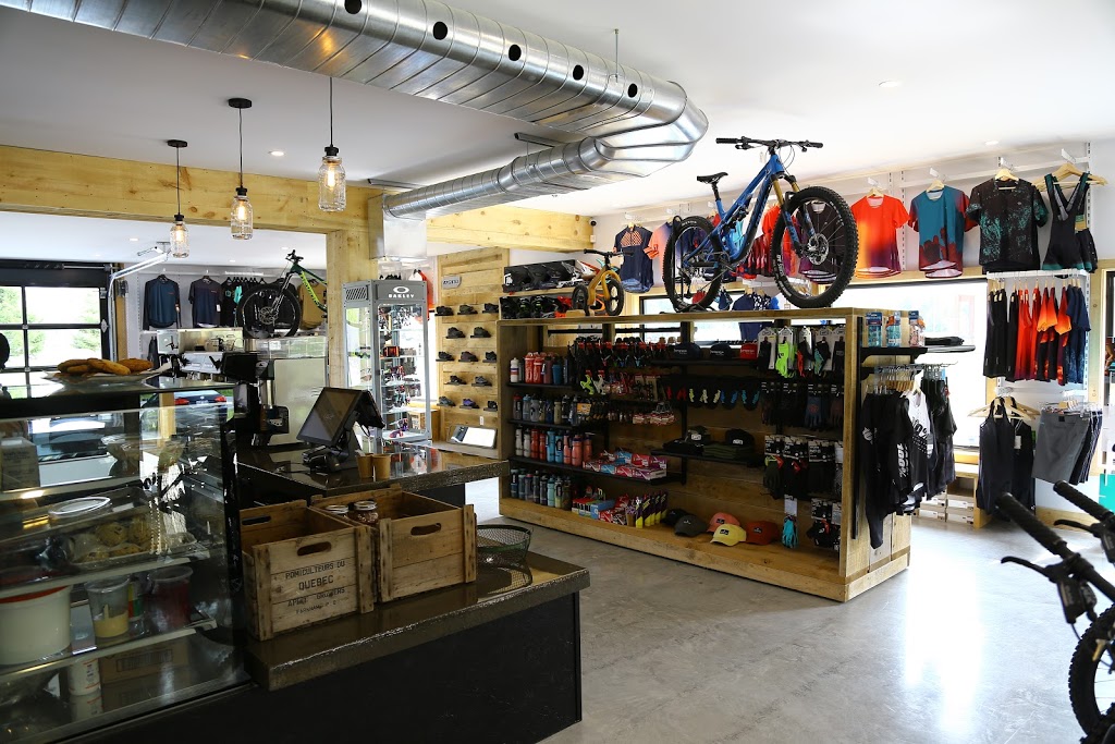 Pittstop Vélo-Café | 80 Boulevard de Bromont, Bromont, QC J2L 2K3, Canada | Phone: (450) 534-3777