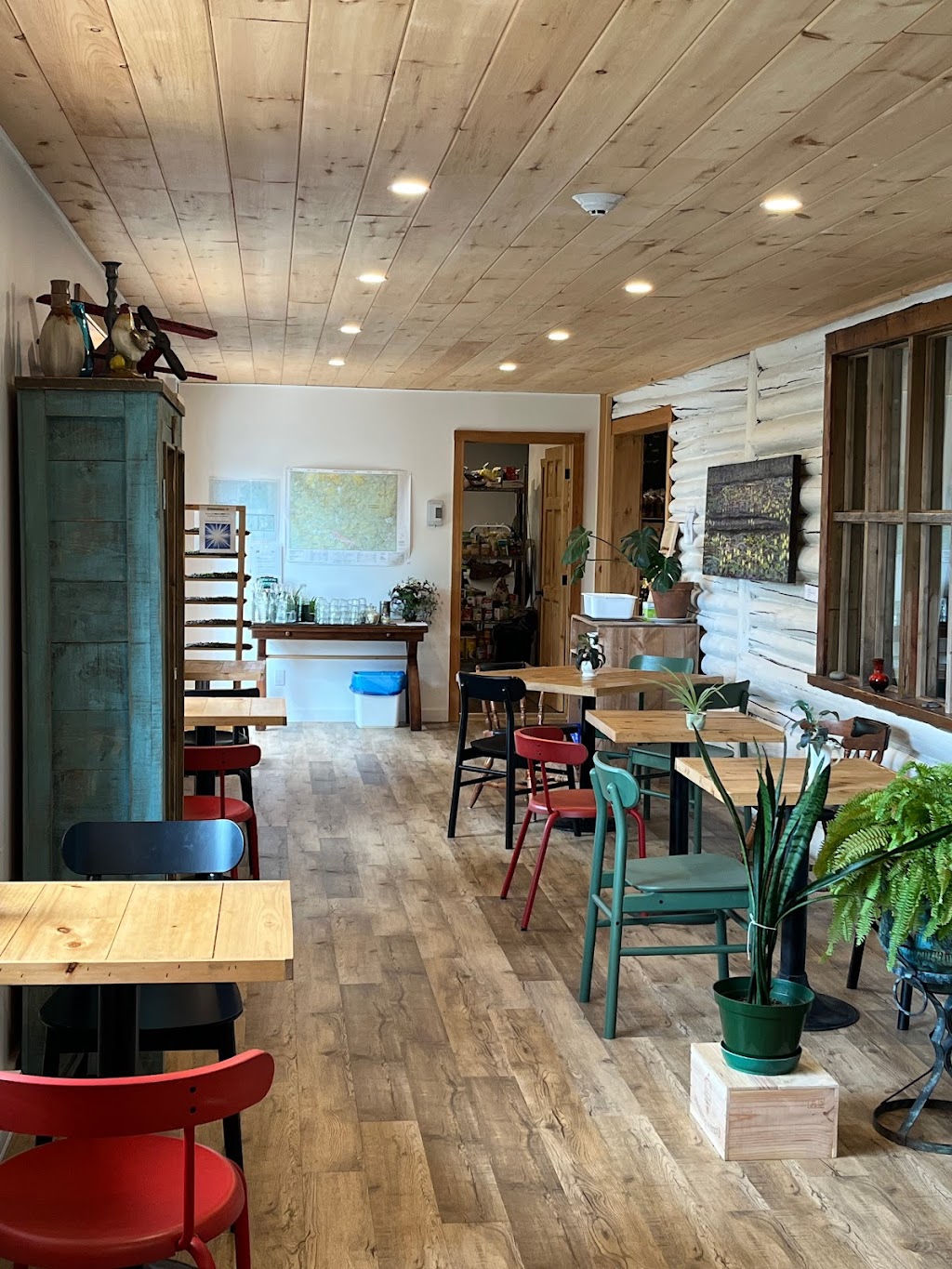 Le Ravito Café - Ste-Lucie | 1595 Chemin de Ste Lucie, Sainte-Lucie-des-Laurentides, QC J0T 2J0, Canada | Phone: (514) 895-7217