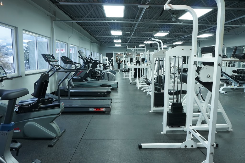 Squamish Athletic Club | 37827 2 Ave, Squamish, BC V8B 0R2, Canada | Phone: (604) 892-8273