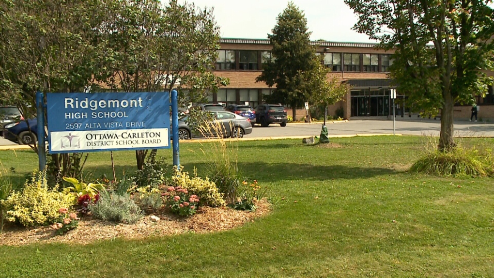 Ridgemont High School | 2597 Alta Vista Dr, Ottawa, ON K1V 7T3, Canada | Phone: (613) 733-4860