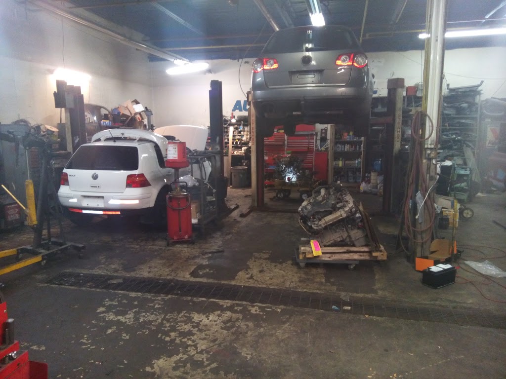 Norseman Auto Repair | 220 Norseman St, Etobicoke, ON M8Z 2R4, Canada | Phone: (905) 537-7646