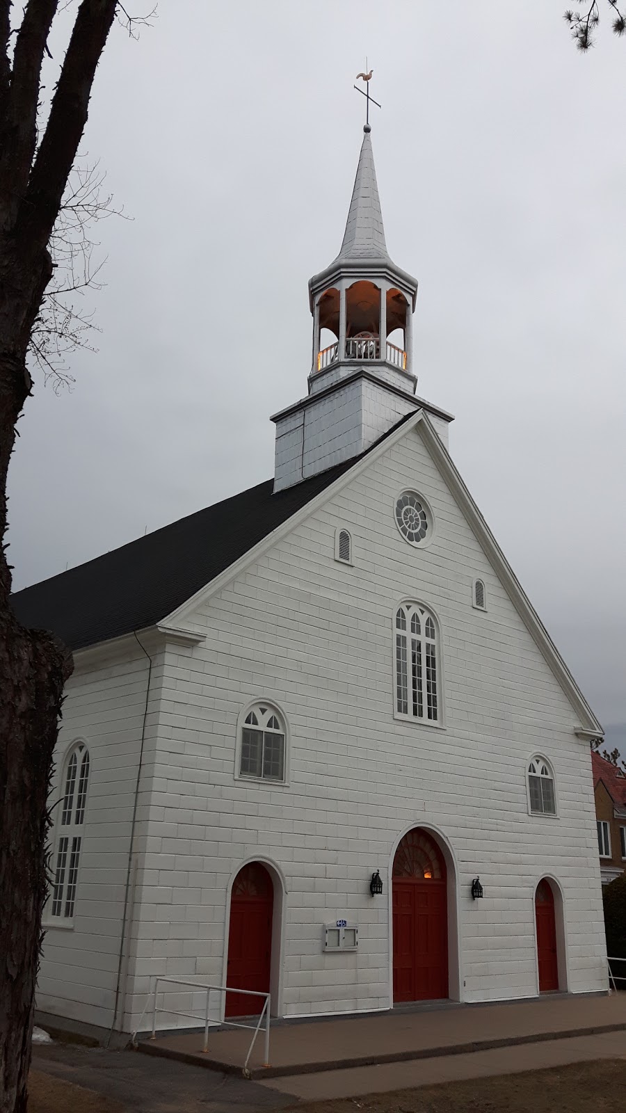 Église de Saint-Alphonse | 960 Rue Notre Dame, Saint-Alphonse-Rodriguez, QC J0K 1W0, Canada