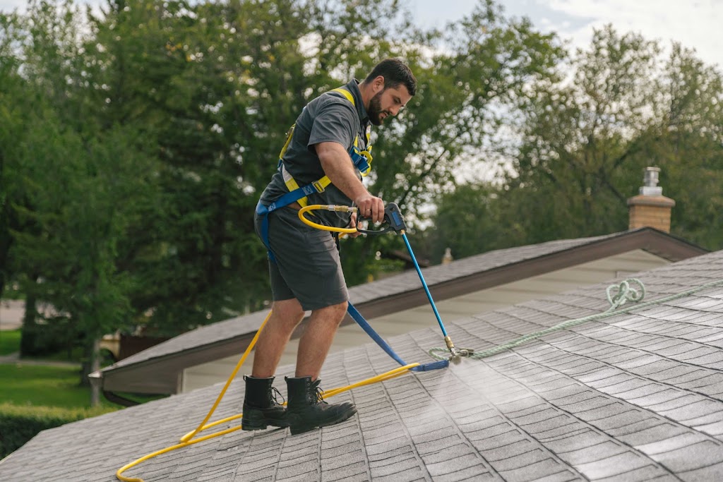 Bright Green Roof Durham Region | 454 Longworth Ave, Bowmanville, ON L1C 0E1, Canada | Phone: (844) 868-7663