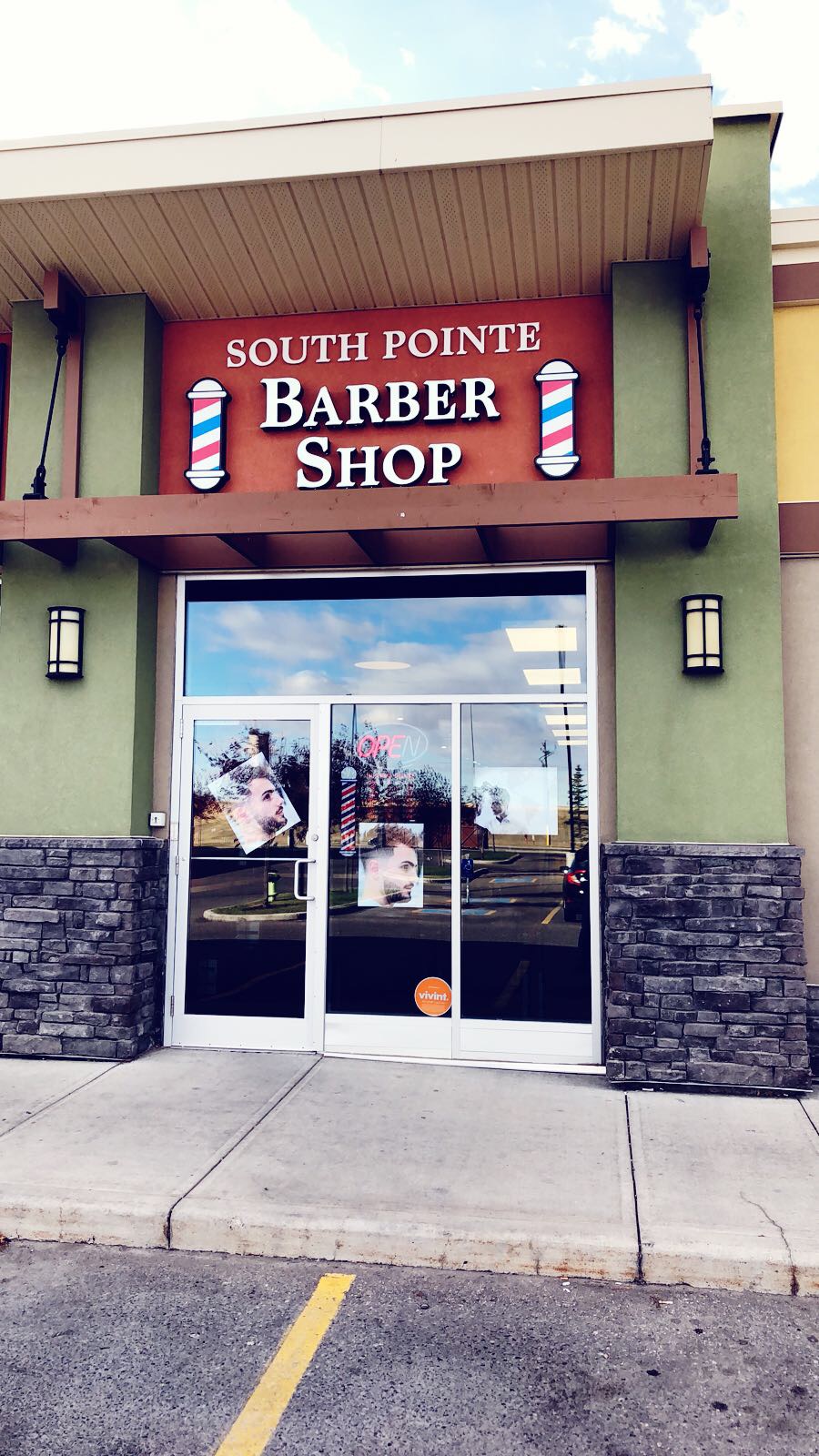 South Pointe Barber Shop | 362 - 5222 130 Avenue South East, Calgary, AB T2Z 0G4, Canada | Phone: (403) 236-8838