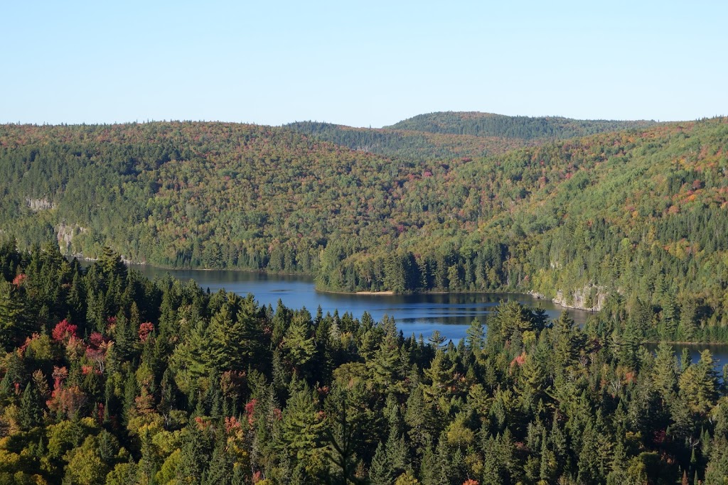 Entrée Saint-Mathieu du Parc national de la Mauricie | 15 km Northwest Of Shawi, Saint-Mathieu-du-Parc, QC G0X 1N0, Canada | Phone: (819) 538-3232