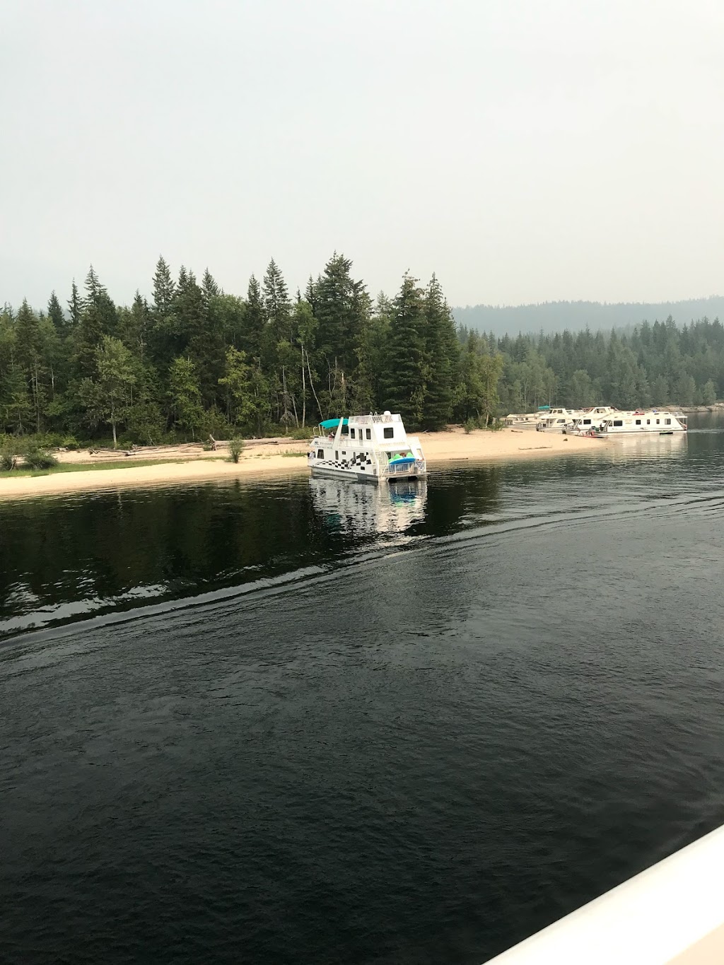 Twin Anchors Houseboat Vacations | 200 Old Town Rd, Sicamous, BC V0E 2V4, Canada | Phone: (250) 836-2450