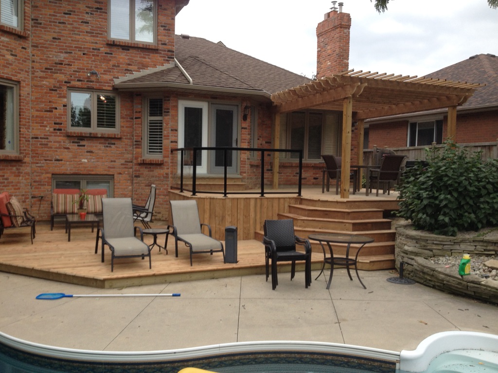 Forans Fence & Deck | 1166 Hyde Park Rd, London, ON N6H 5K5, Canada | Phone: (519) 657-8000