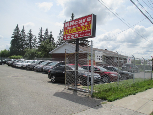 M N Cars | 1426 Hunt Club Rd, Ottawa, ON K1T 1M6, Canada | Phone: (613) 728-9876