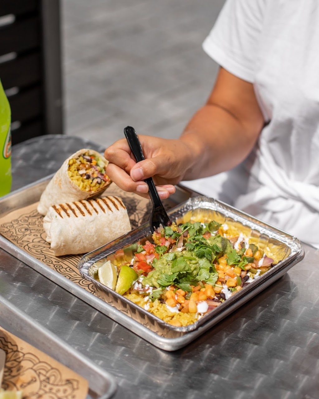 M4 Burritos Trois-Rivières | 3540 Bd des Forges, Trois-Rivières, QC G8Y 5H5, Canada | Phone: (819) 372-0033