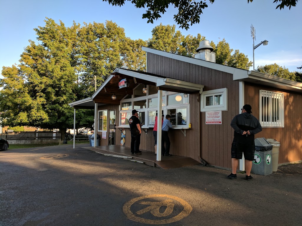 Snack Bar Au Vieux Frene | 14630 Route Arthur Sauvé, Mirabel, QC J7N 2C1, Canada | Phone: (450) 258-2851