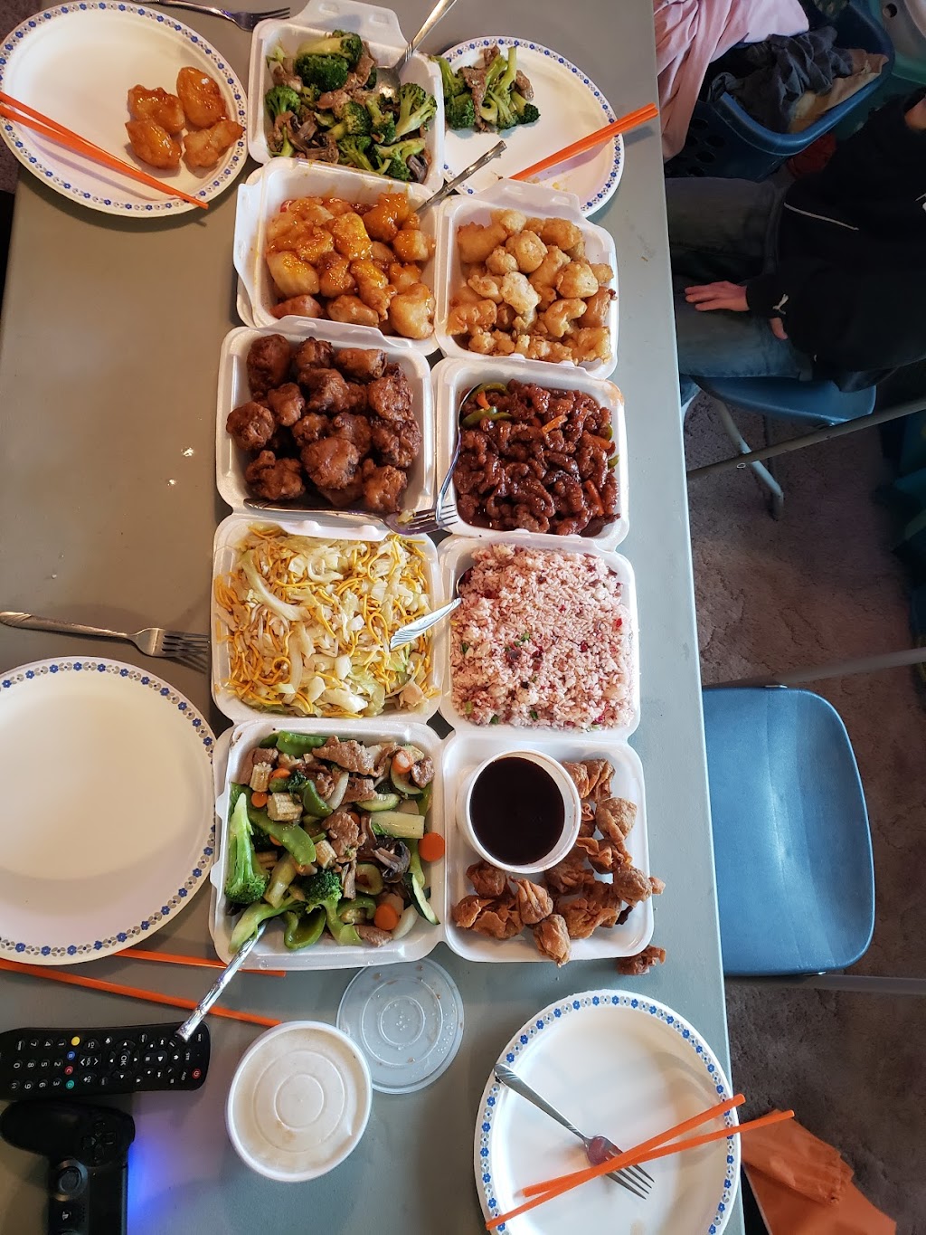 Mings Garden Chinese Restaurant | 1917 20th Ave, Coaldale, AB T1M 1N2, Canada | Phone: (403) 345-6888