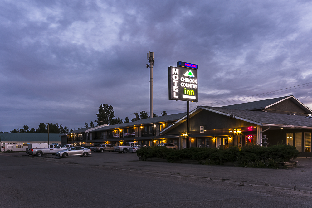 Chinook Country Inn | 120 2 St SW, Sundre, AB T0M 1X0, Canada | Phone: (403) 638-3300