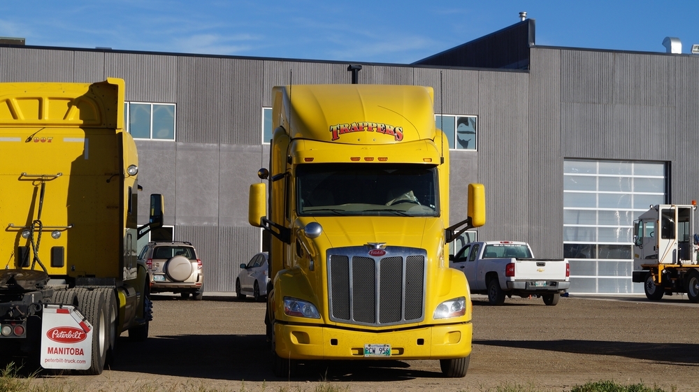 Trappers Transport Ltd. | 1300 Redonda St, Winnipeg, MB R2C 3T7, Canada | Phone: (204) 697-7647