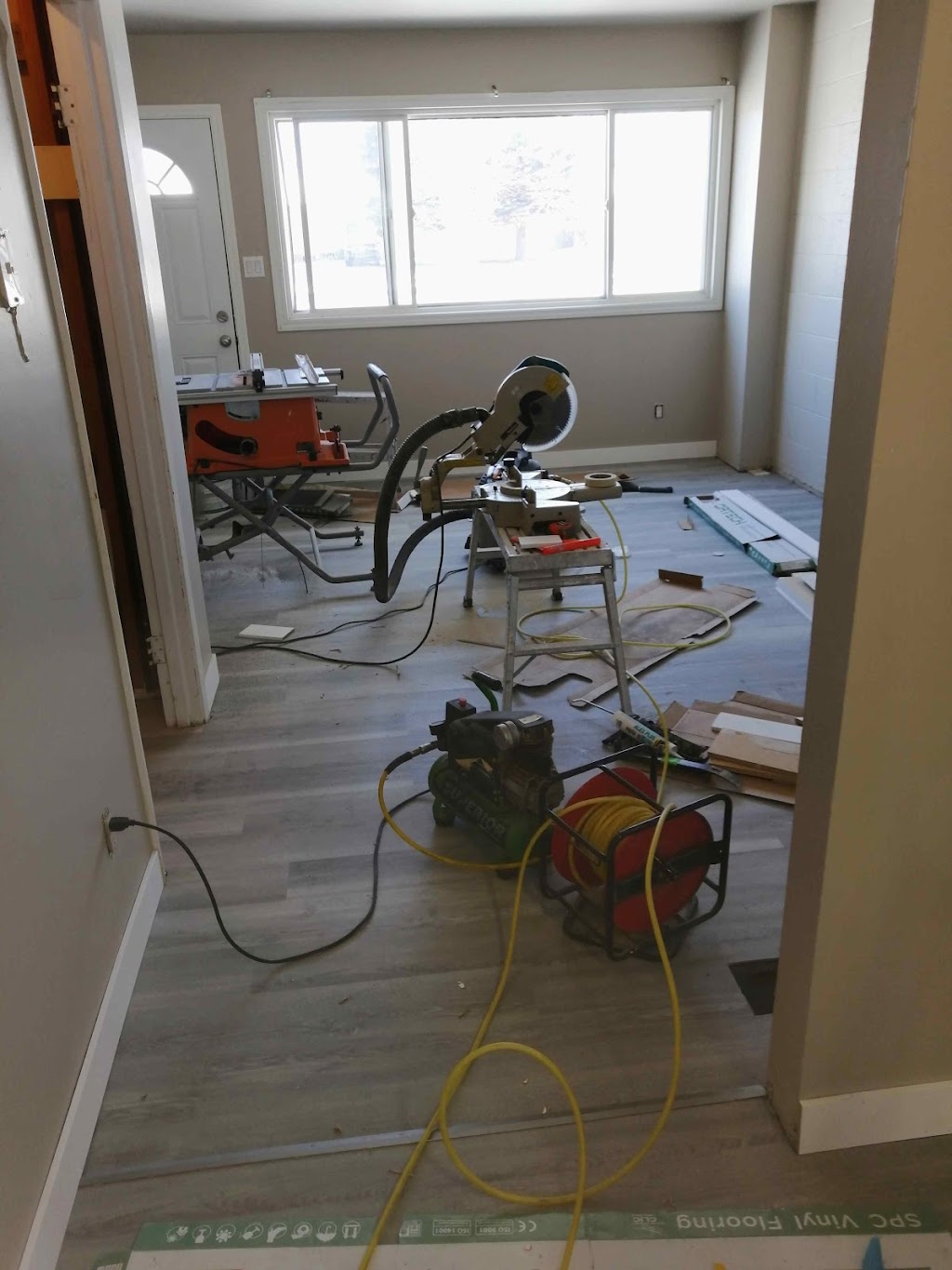 LP Contractor Renovation | 2212 23 Ave N, Lethbridge, AB T1H 4Z5, Canada | Phone: (403) 393-3062