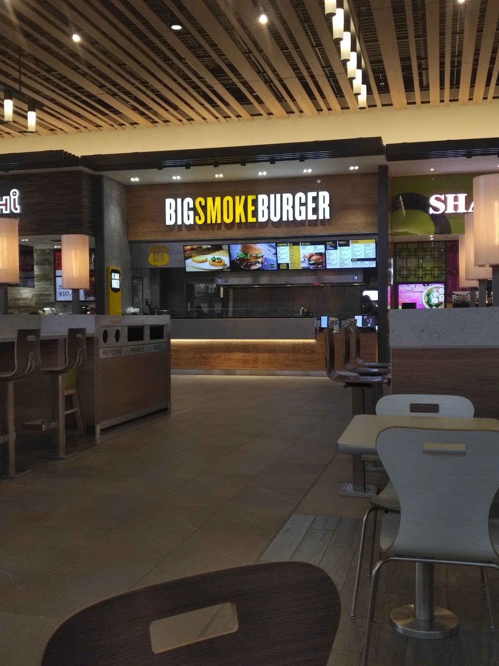 Big Smoke Burger | Outlet Collection, 555 Sterling Lyon Pkwy, Winnipeg, MB R3P 1J9, Canada | Phone: (204) 615-8817