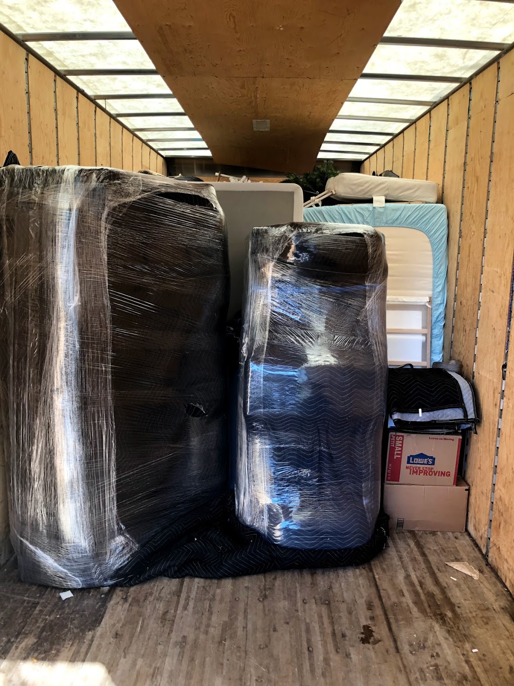 London Professional Movers & Storage | 143 Borden Ave #6, Belmont, ON N0L 1B0, Canada | Phone: (519) 859-9623