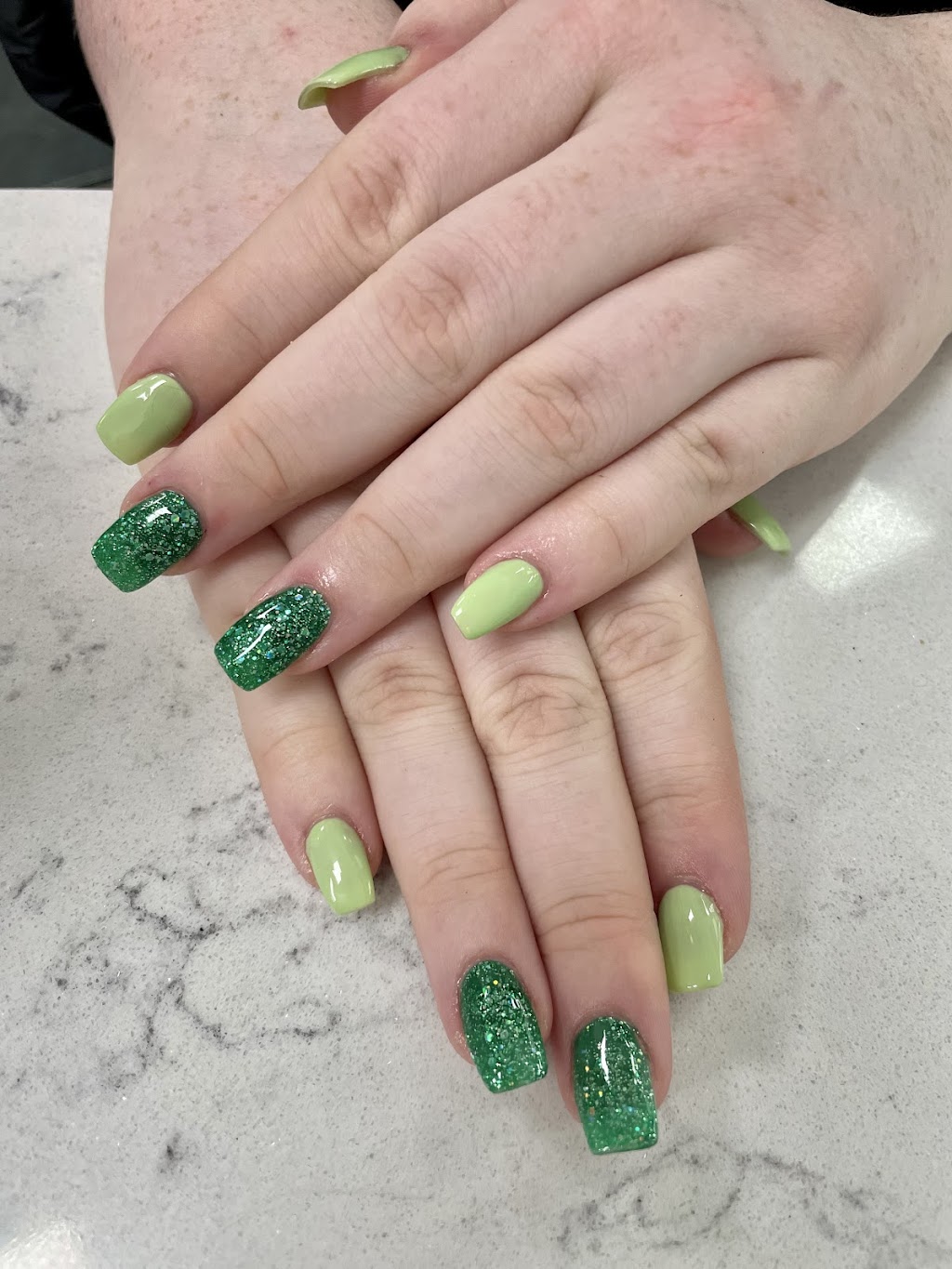 Rosies Nails | 1200 Pembroke St W, Pembroke, ON K8A 7T1, Canada | Phone: (613) 732-2502